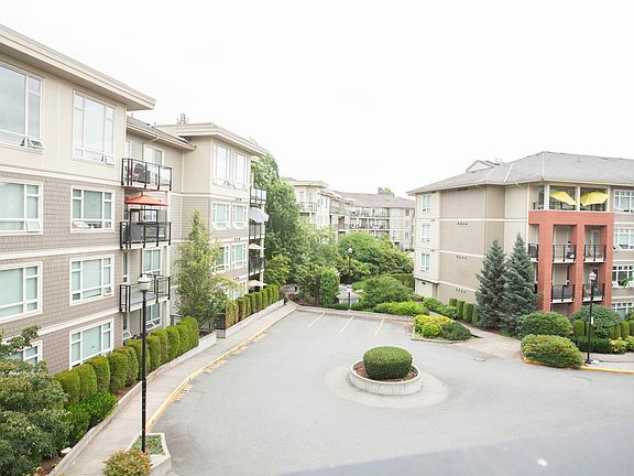 2nd image of 20211 66th Ave #C325