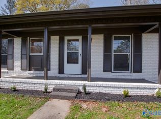 2609 Thornhill Rd NW, Huntsville, AL 35810