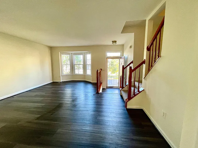 5833 Watermark Cir — Photo 8