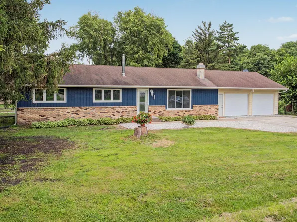 5779 Arrasmith Trl, Ames, IA 50010