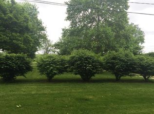 304 N Jefferson St, Mahomet, IL 61853