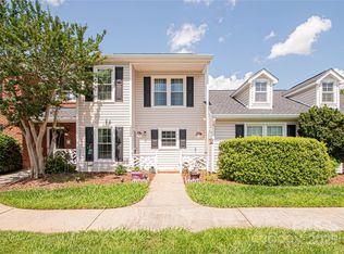 10945 Winterbourne Ct, Charlotte, NC 28277