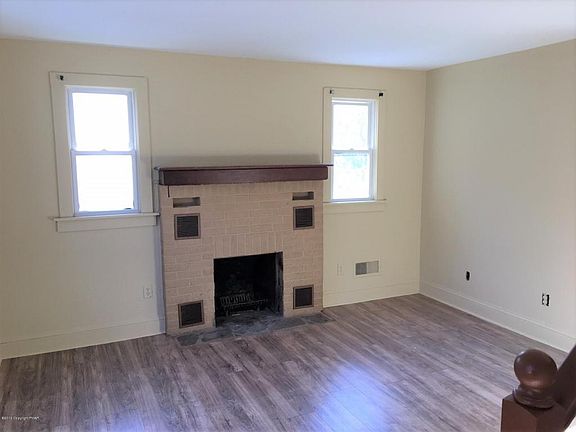 2nd image of 2835 Bartonsville Ave