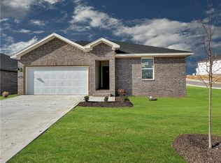 5729 Selah Ave, Springdale, AR 72764