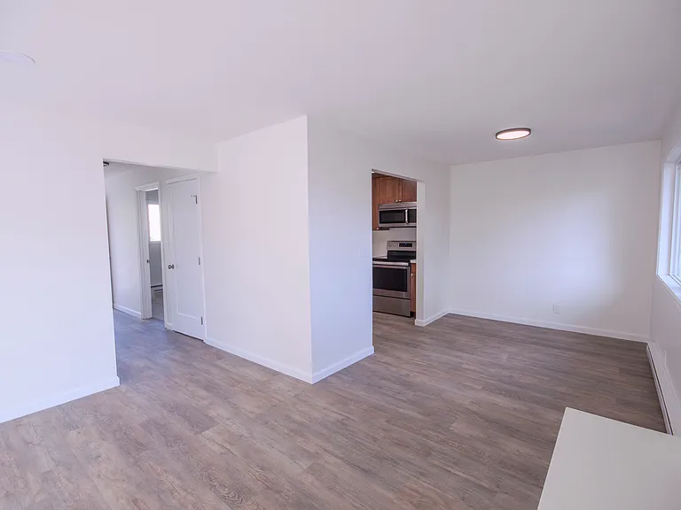 9911 NE 119th Ct — Photo 11