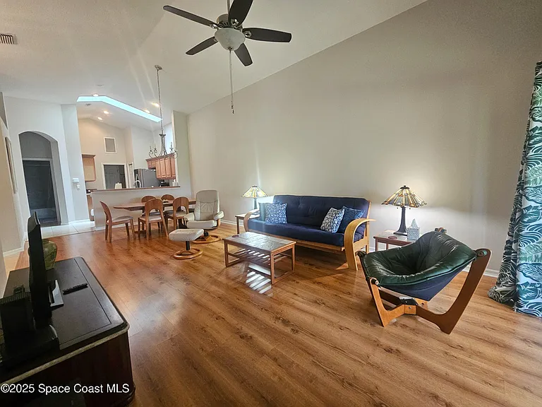 5324 Tay Ct — Photo 5