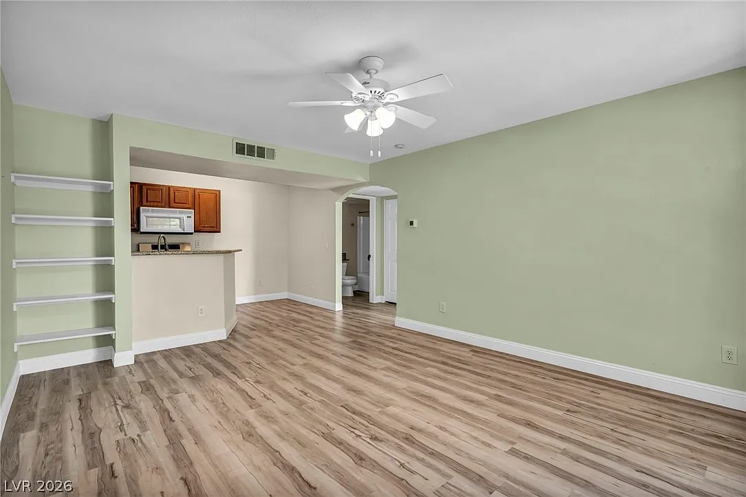 1 bed, 1.0 bath, 668 sqft, $1,150 — Photo 4
