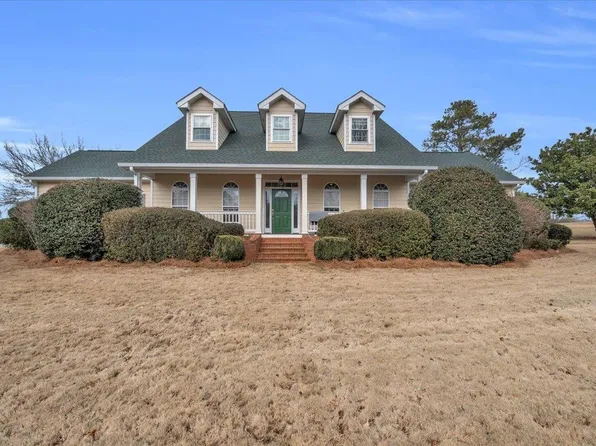 1141 Fieldcrest Ln, Madison, GA 30650