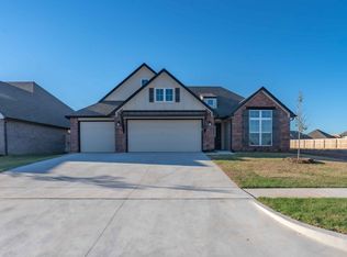 12456 S Lakewood Ave, Bixby, OK 74008