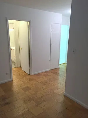 Rented by Carlyle Property Management | media 15