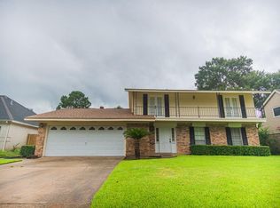 3937 Blackberry Ln, Port Arthur, TX 77642
