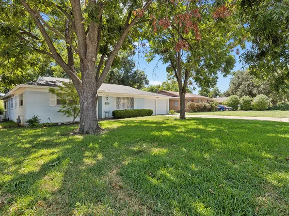 2813 Southgate Dr, Fort Worth, TX 76133
