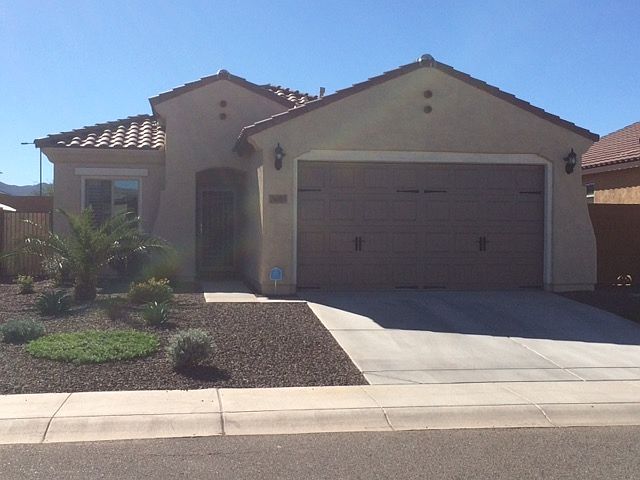 1st image of 26085 W Sequoia Dr