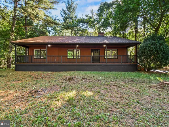 1526 Hankey Mountain Hwy, Churchville, VA 24421