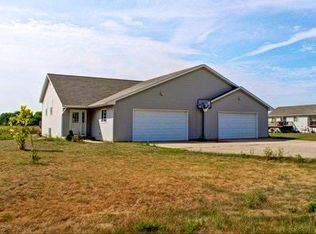 5544 165th St, Chippewa Falls, WI 54729