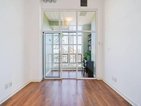 2nd image of 380 Macpherson Ave #333