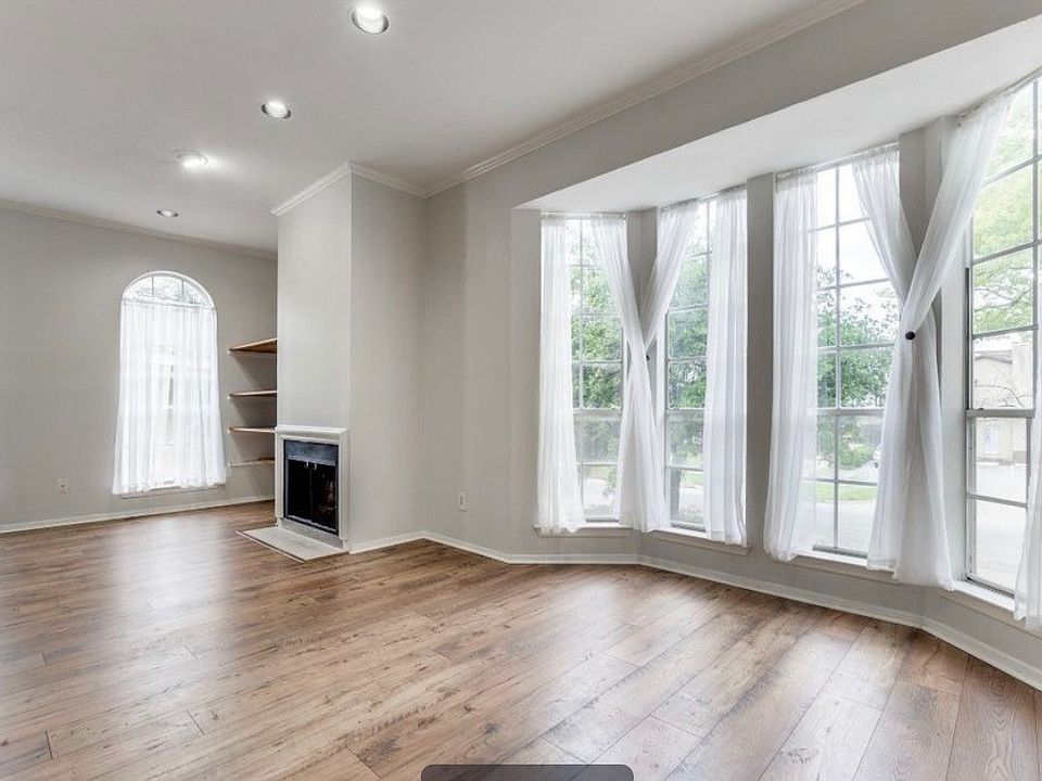 1st image of 4423 Bowser Ave APT 201