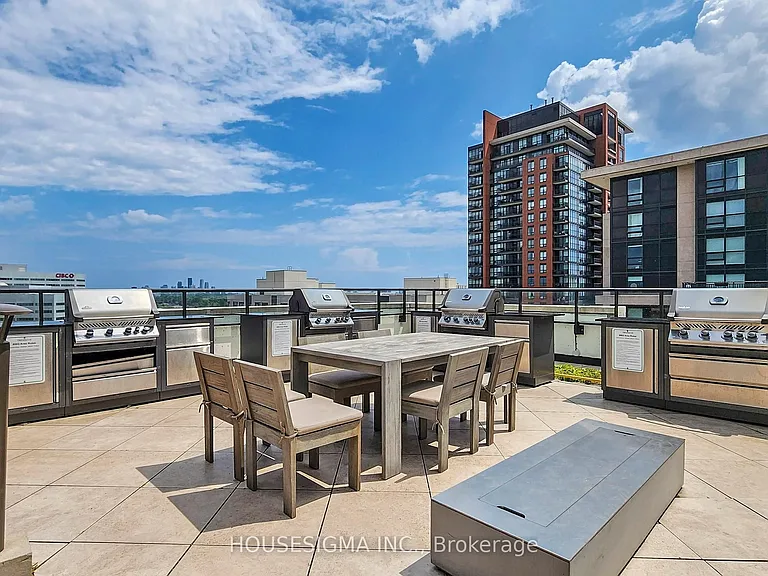 3091 Dufferin St #211 — Photo 39