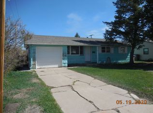 903 Sanders Dr, Laramie, WY 82070