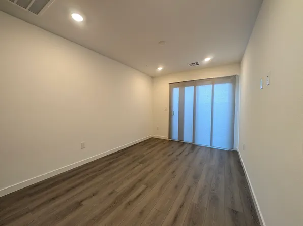 9270 Davis Falls Pl, Las Vegas, NV 89143