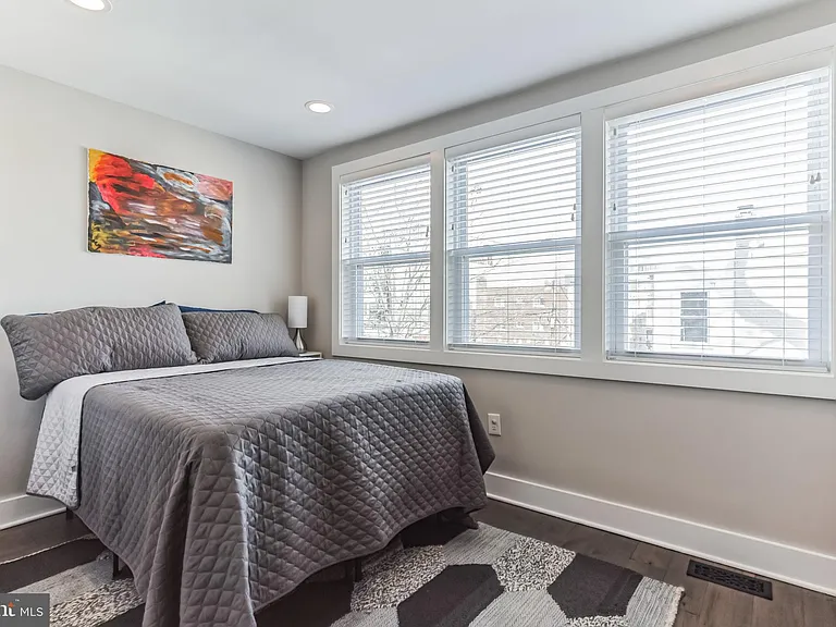 805 Jefferson St NW — Photo 18