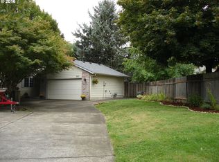 2827 SW Hope Ct, Troutdale, OR 97060