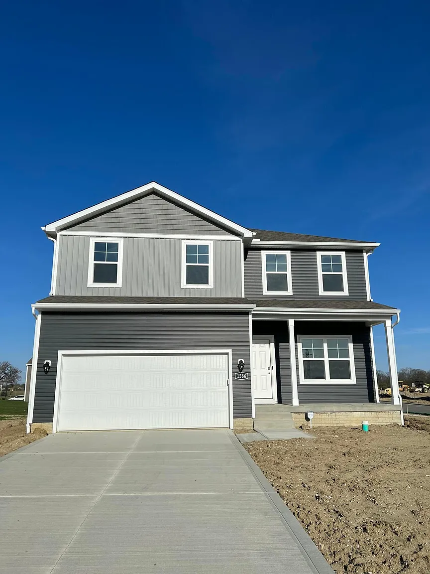 1586 Catenary Way photo 1