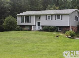 32 Emrich Ln, Olivebridge, NY 12461