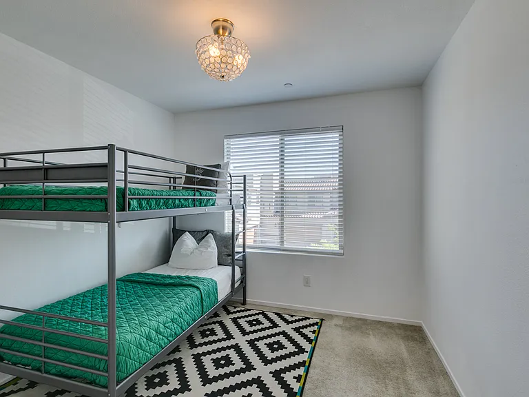 77 Alamere Falls Dr — Photo 33