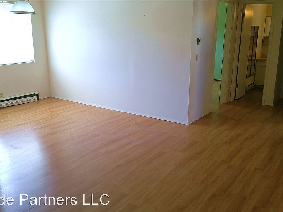 2nd image of 1901 E Fir St APT 24