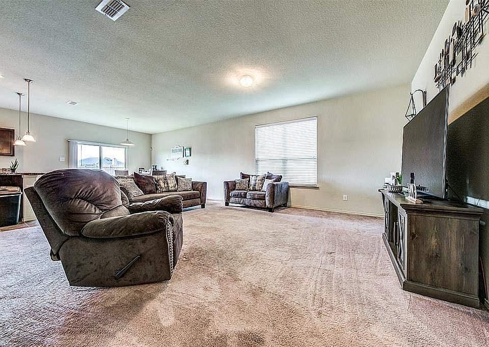 2nd image of 4007 Indian Paintbrush Ln