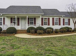 203 Keystone Ct, Wellford, SC 29385