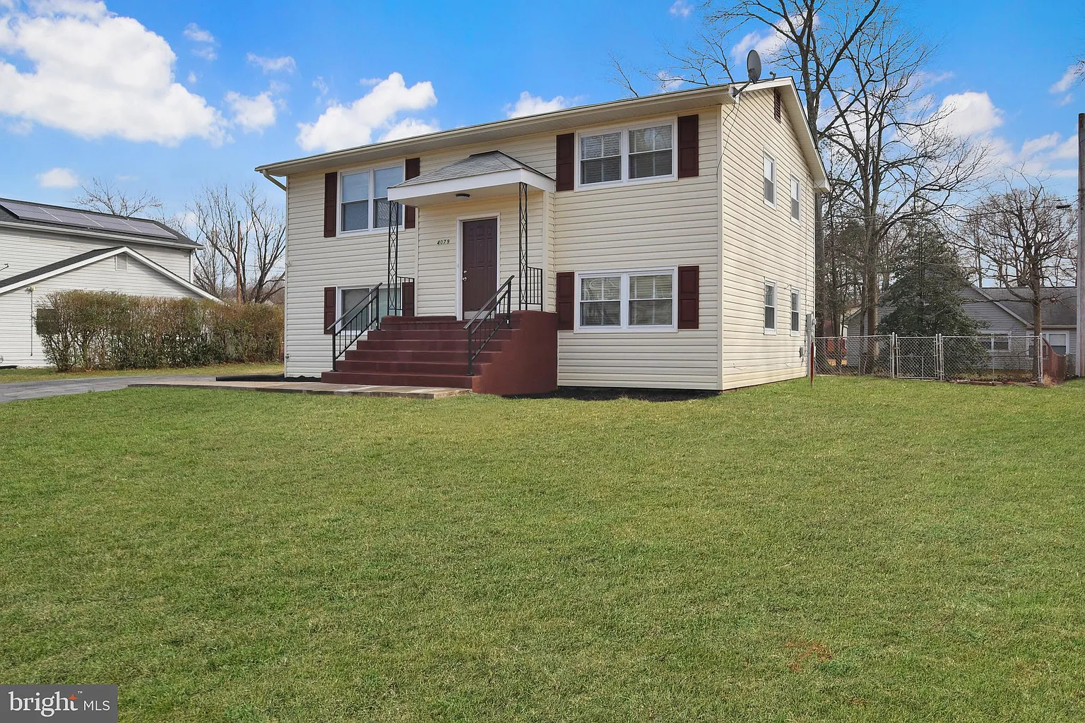 4079 Hamlin Ln photo 1