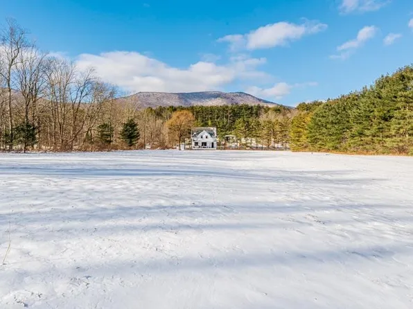 184 Cross Road, Manchester, VT 05255