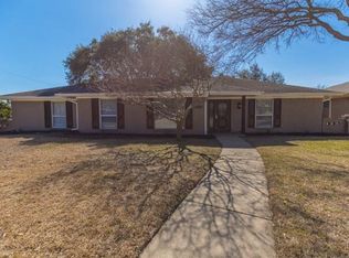 3490 Whirlaway Rd, Dallas, TX 75229