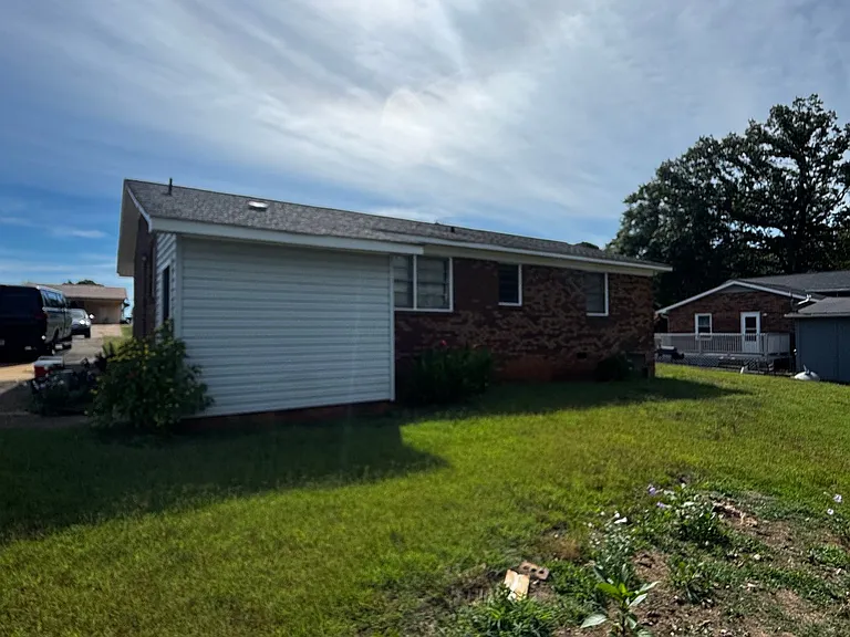 1705 Windover Rd — Photo 2