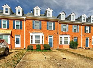 1207 Killington Sq, Chesapeake, VA 23320