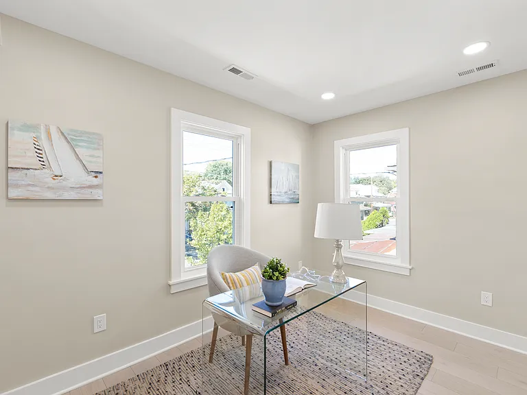 518 N Braddock St — Photo 41