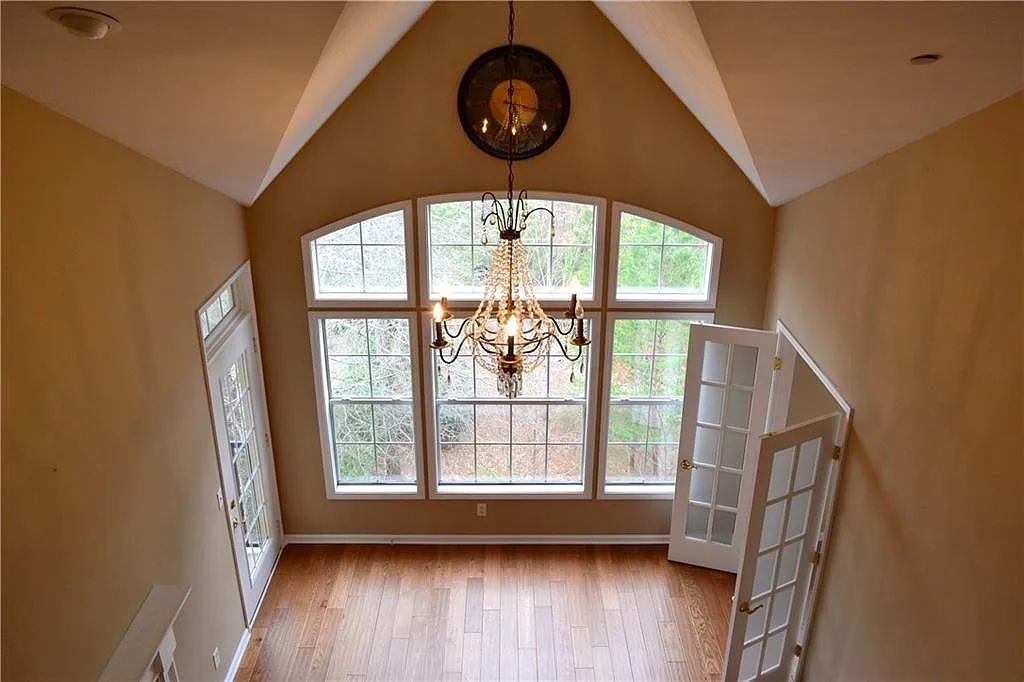 2 bed, 2.0 bath, 1668 sqft, $2,800 — Photo 1