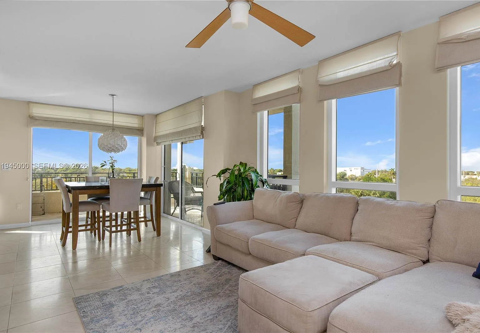 2 bed, 1300 sqft, $3,299 — Photo 2