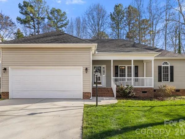 315 Chelveston Dr, Rock Hill, SC 29732