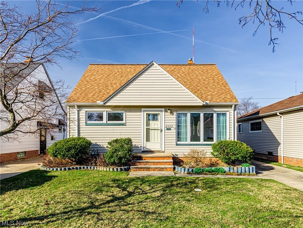 2822 Stanfield Dr, Parma, OH 44134 Zillow