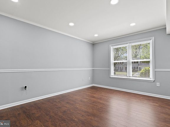 4th image of 5257 Sudberry Ln
