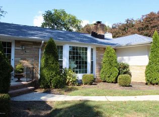 411 Rumson Rd, Little Silver, NJ 07739