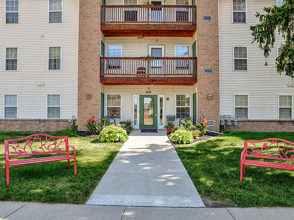 Tall Trees senior community