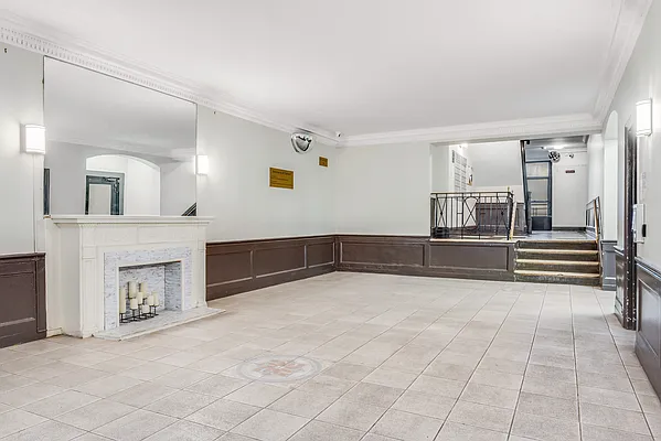 Sold by Compass | media 14