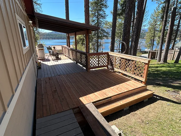 33132 Van Dissel Rd SE — Photo 2