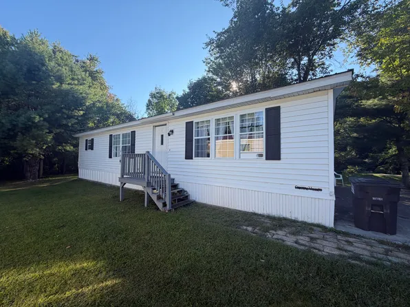 30 Oak Street #43, Oakland, ME 04963