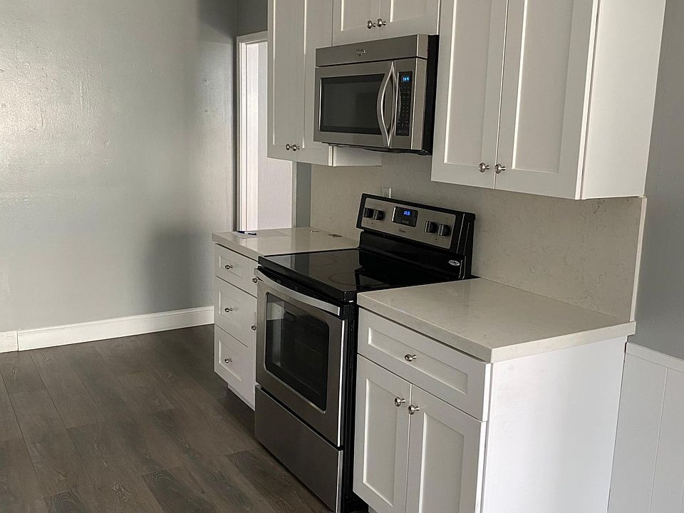 1st image of 1440 Gordon St #4