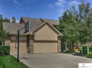 19304 Shadow Ridge Dr, Omaha, NE 68130